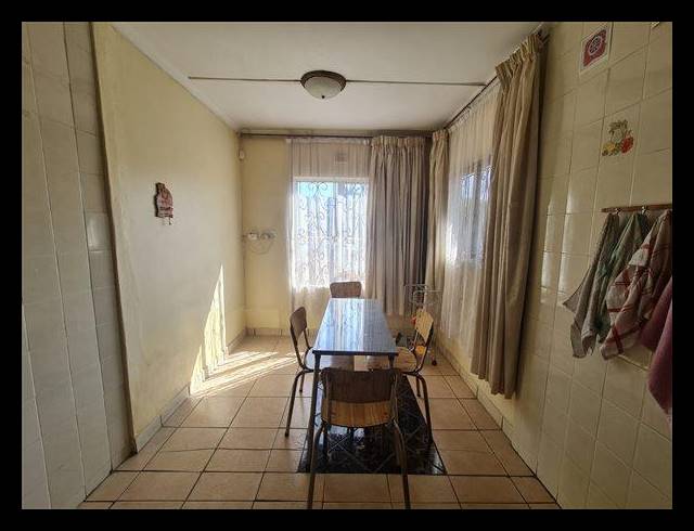 3 BEDROOM HOUSE FOR SALE IN PALMVIEW